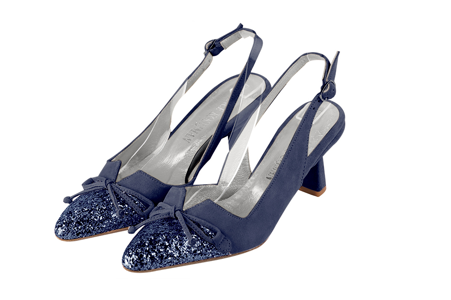 Prussian blue women's open back shoes, with a knot. Tapered toe. Medium spool heels. Front view - Florence KOOIJMAN